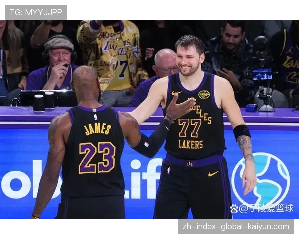 里夫斯场均27.8分创生涯新高 湖人第三进攻点战术地位提升 里夫斯场均27.8分创生涯新高 湖人第三进攻点战术地位提升